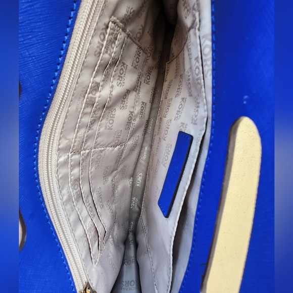 Michael Kors Tilda Convertible Clutch/Shoulder Bag - Picture 8 of 11